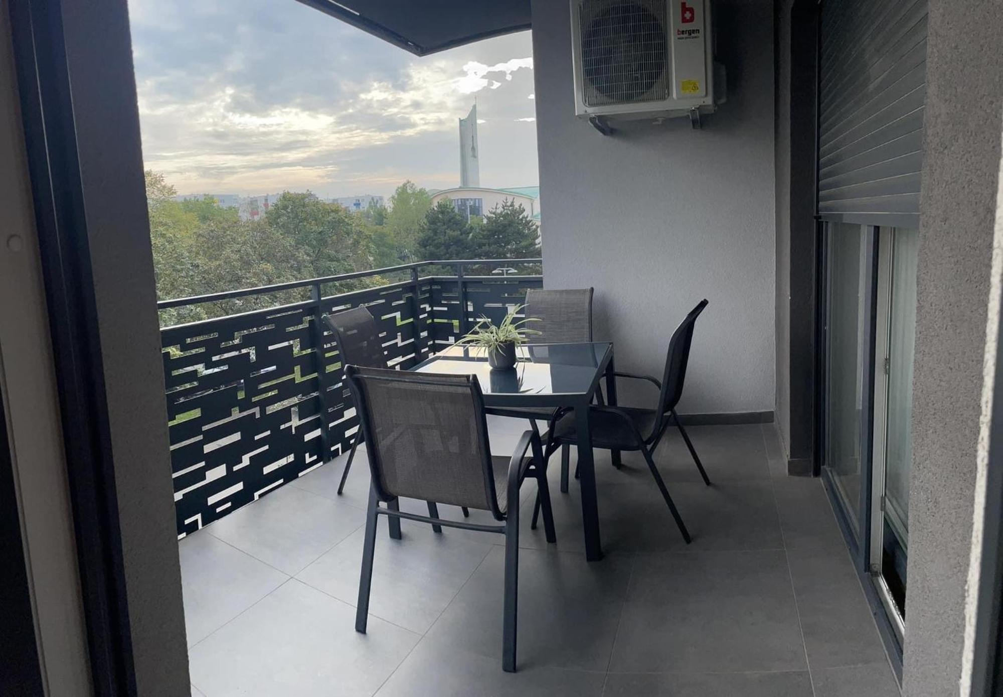 City East Apartment Zagreb With Private Parking Luaran gambar